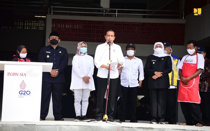Jokowi Resmikan Pasar Besar Ngawi yang Berbasis Bangunan Hijau