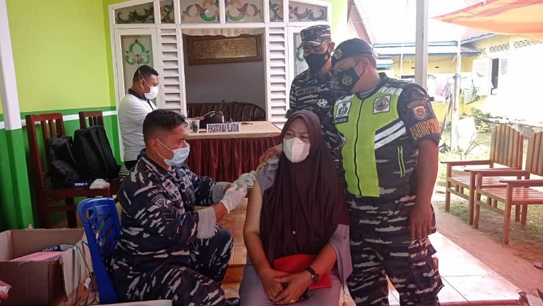 Tangkal Varian Omicron, TNI AL Gencar Laksanakan Vaksinasi Covid-19