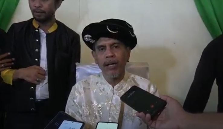 Penobatan Sultan Ternate ke-49 Ricuh, Pihak Keluarga Saling Baku Hantam