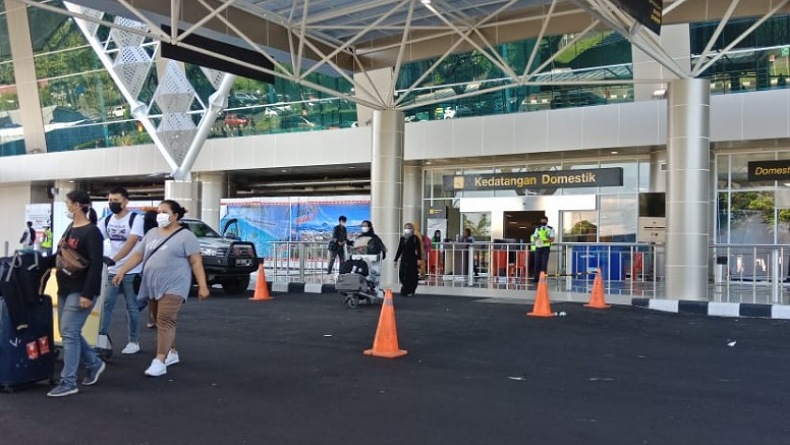 Cegah Penyebaran Omicron, Pemerintah Provinsi Perketat Mobilitas Penumpang di Bandara Sam Ratulangi Manado