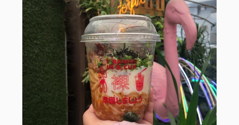 Mencicipi Ramen Dalam Gelas, Disajikan dengan Saus Truffle hingga Carbonara