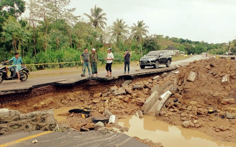 Jalan Rusak Bypass Awang-Kuta Diperbaiki Awal 2022 Sebelum MotoGP