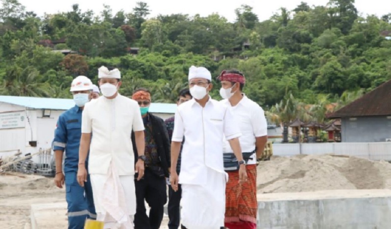 Koster Minta Perbaikan Rumah Warga Korban Banjir Nusa Penida Selesai Awal 2022
