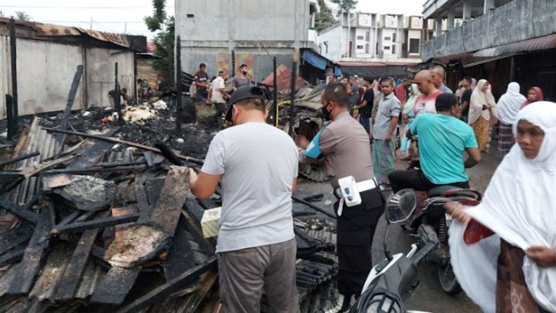 Kebakaran, 9 Toko di Aceh Timur Hangus Dilalap Api