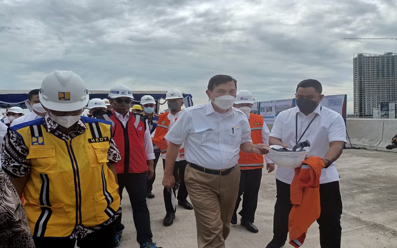 Menko Luhut Tawarkan Investasi Tol Trans Sumatera ke AS