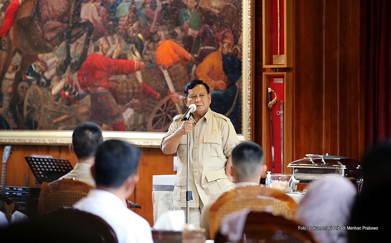 Terima Kunjungan Taruna Akmil di Kemhan, Prabowo Berikan Pesan Menyentuh