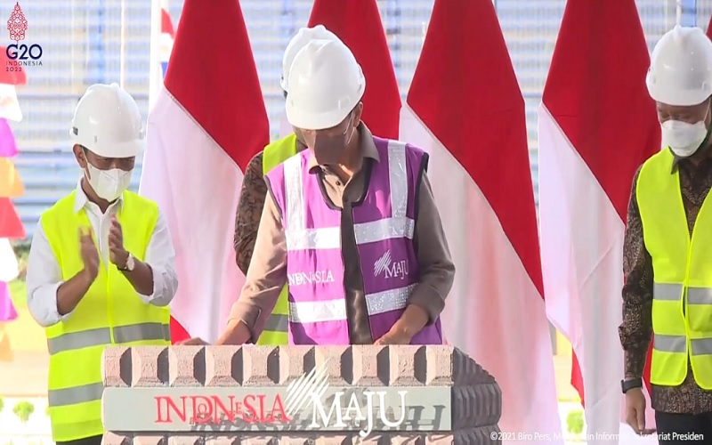 Resmikan Pabrik Smelter Nikel, Jokowi: Nilai Tambah Meningkat 14 Kali Lipat