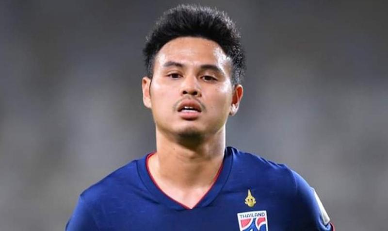 Heboh! Eks Striker Olimpiakos Minta Bintang Thailand Theerathon Bunmathan Main di Indonesia