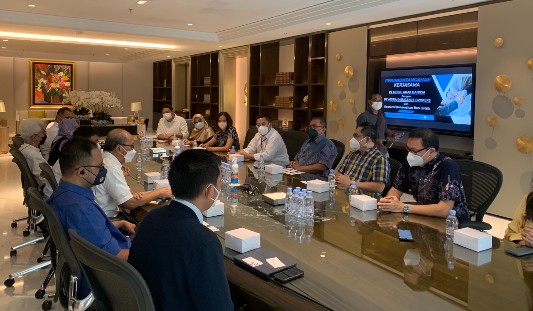 Dukung Program Ramah Lingkungan, MNC Insurance Siapkan Asuransi Bus Listrik