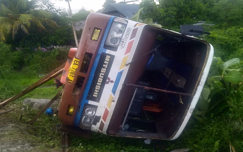 Bus Angkasa Jaya Terguling di Sumbawa, 3 Penumpang Patah Tulang