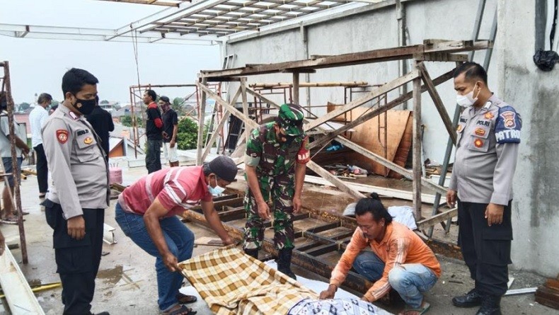 Teknisi AC Tewas Tersambar Petir di Bogor, Kondisi Luka Bakar