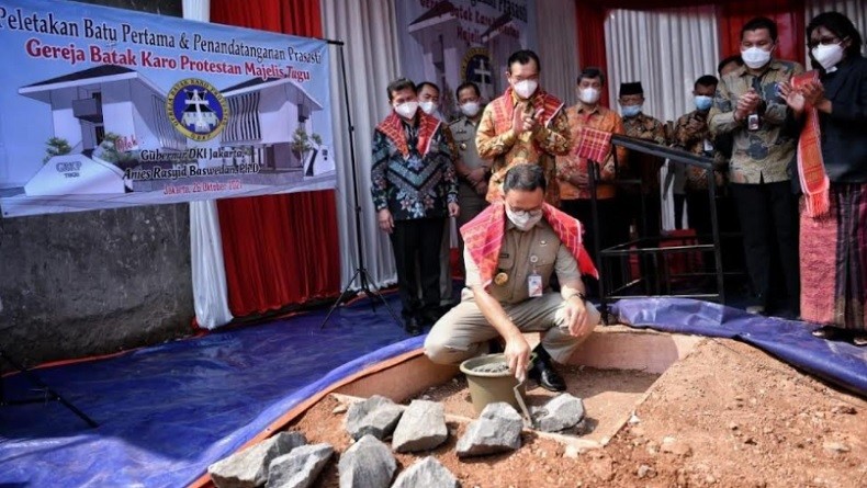 Hadiri Peletakan Batu Pertama Gereja di Jakut, Anies: Semoga Natal Tahun Depan Bisa Dipakai 