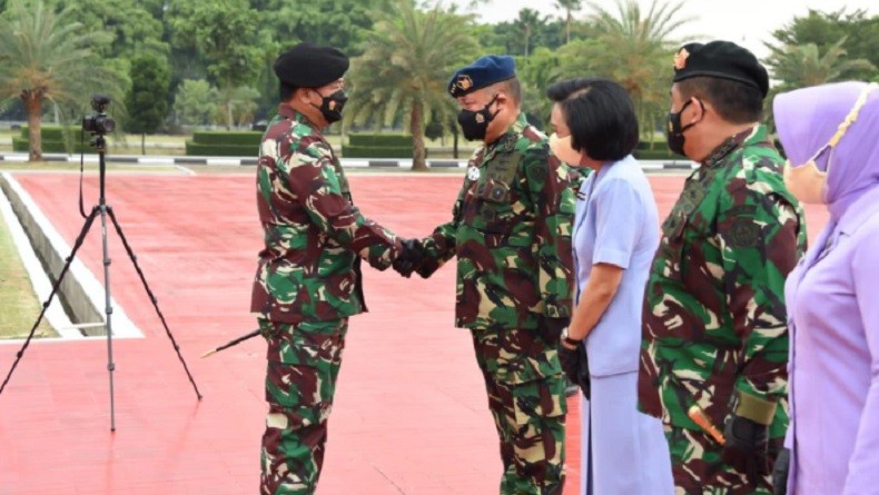 60 Pati TNI Naik Pangkat,  Wakil KSAU Agustinus Gustaf Brugman Bintang 3