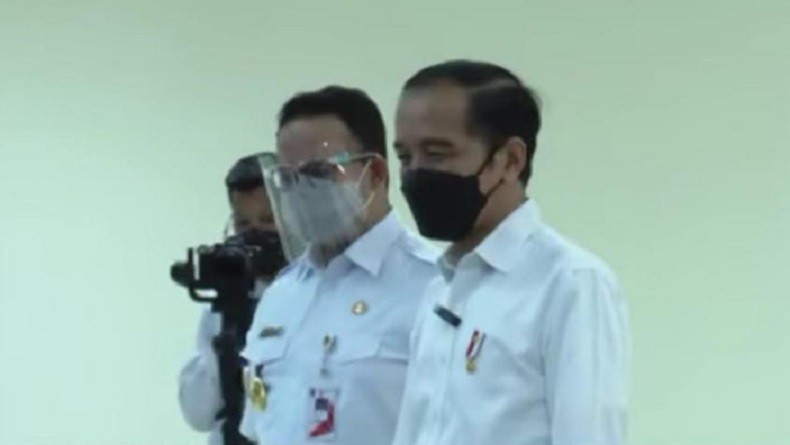 Jokowi Panggil Anies dan Wagub DKI Jakarta Hari Ini, Ada Apa?