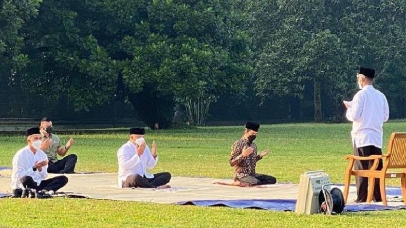 Jokowi Sholat Idul Adha di Istana Bogor, Paspampres Jadi Imam dan Khatib