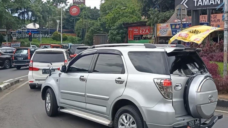 TMII sejak Pagi Diserbu Wisatawan, Sore Ini Ditutup 