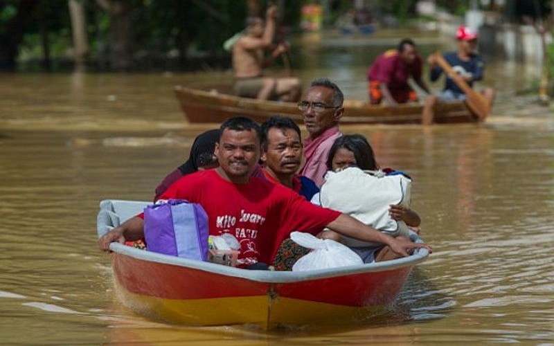 Banjir Rendam 7 Negara Bagian di Malaysia, Ribuan Warga Mengungsi  