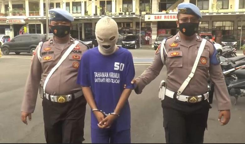 Tak Mau Diputus, Pemuda Ini Nekat Sebar Video Mesum bersama Pacarnya