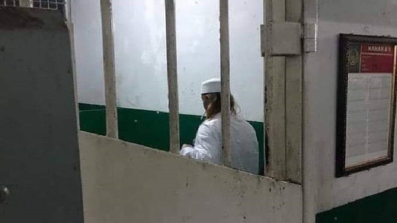 Pastikan Habib Bahar Sehat, Kuasa Hukum: Kabar Sakit dan Sekarat itu Hoaks 