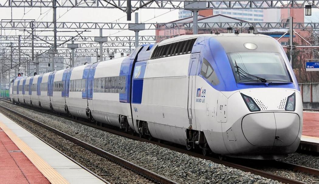 Kereta Cepat Korea Keluar dari Rel, Sejumlah Penumpang Terluka