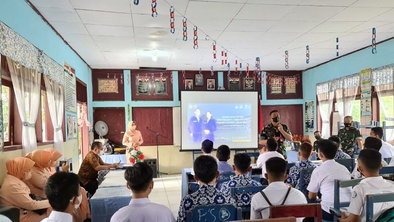Danlanud Sam Ratulangi Sosialisasi SMA Pradita Dirgantara