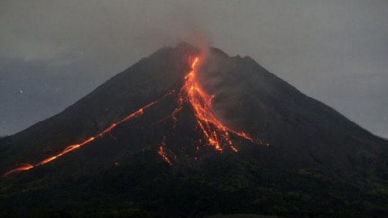4 Gunung Api di Indonesia Berstatus Siaga, Karangetang dan Soputan Waspada
