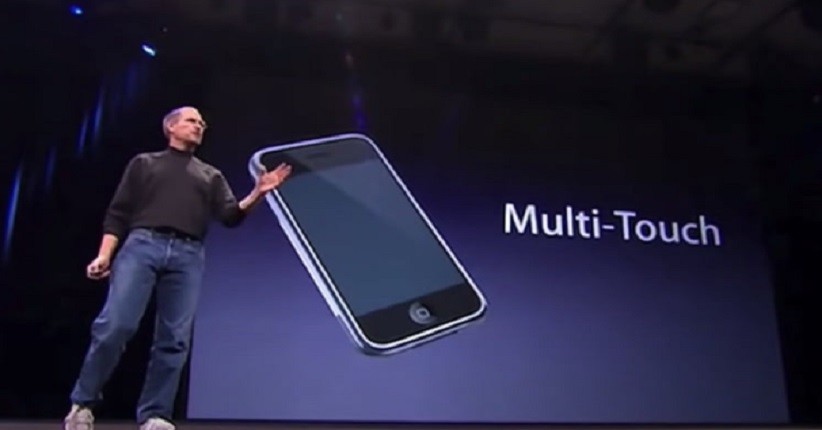 15 Tahun Lalu, Steve Jobs Pertama Kali Perkenalkan iPhone Pertama