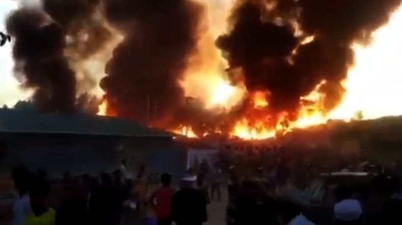 Kamp Pengungsi Muslim Rohingya Terbakar, 5.000 Orang Kehilangan Tempat Tinggal