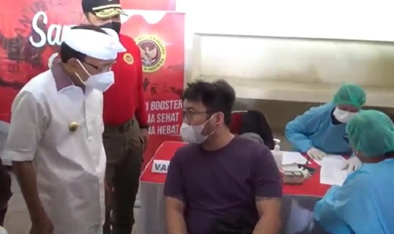 Vaksin Booster Dimulai, Wayan Koster Berharap Ampuh Tangkal Omicron