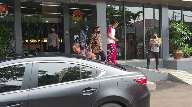 Jakarta Gempa, Polisi dan Pegawai Mabes Polri Panik Berhamburan Keluar