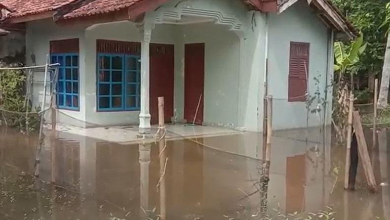 Sungai Ciberem Meluap, Ratusan Rumah di Cilacap Terendam Banjir 