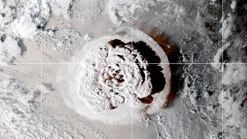 Ngeri, 2 Pulau Sempat Hilang Tersapu Tsunami akibat Erupsi Gunung Hunga Tonga