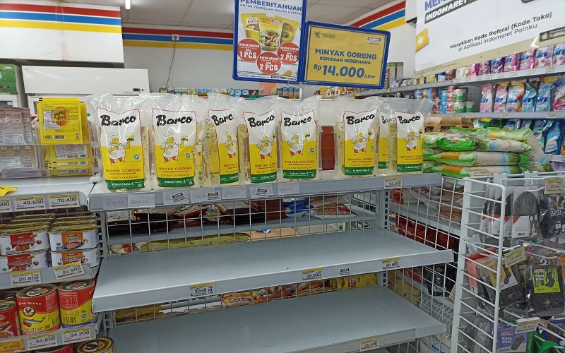Panic Buying Borong Minyak Goreng, Ini Penyebabnya Menurut YLKI