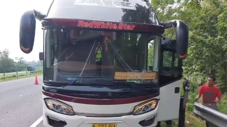 Sopir Bus Primajasa yang Terlibat Kecelakaan di Tol Cipali Subang Diperiksa Intensif