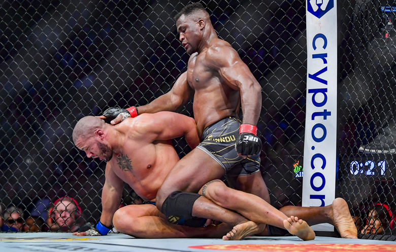 Hasil UFC 270: Francis Ngannou Pertahankan Gelar Kelas Berat usai Hajar Ciryl Gane