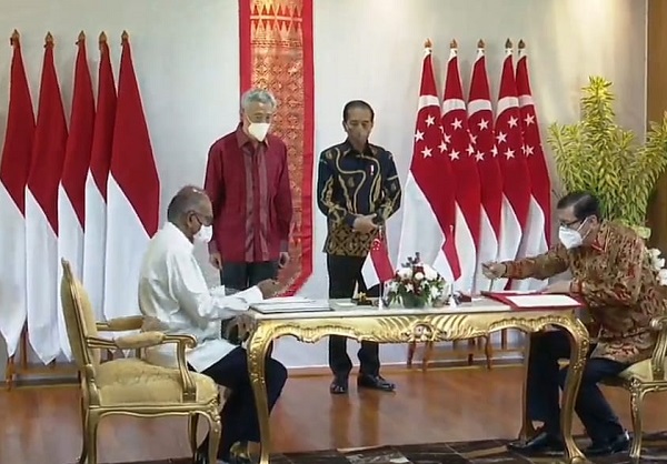 RI-Singapura Teken Perjanjian Ekstradisi Persempit Ruang Gerak Koruptor
