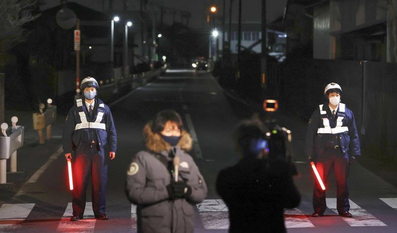 Mencekam, Pria Bersenjata di Jepang Serang dan Sandera 3 Petugas Medis