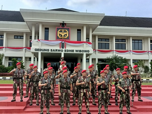 Sah! Brigjen Widi Prasetijono Terima Tongkat Komando Danjen Kopassus