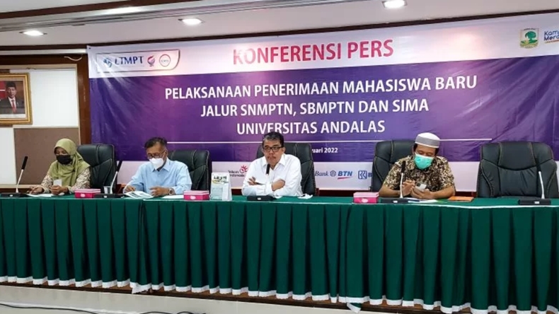 Alhamdulillah, Hafiz Quran dan Ketua OSIS Bisa Masuk Unand Lewat Jalur Prestasi