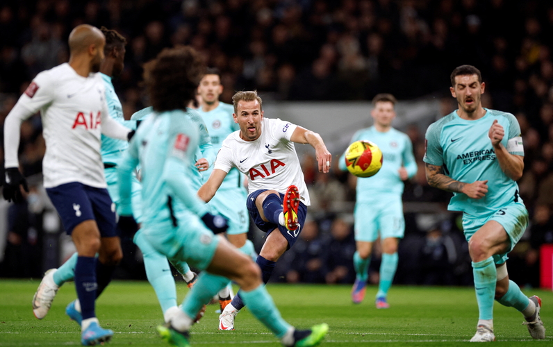 Hasil Piala FA: Harry Kane Tampil Ganas, Tottenham Libas Brighton 3-1