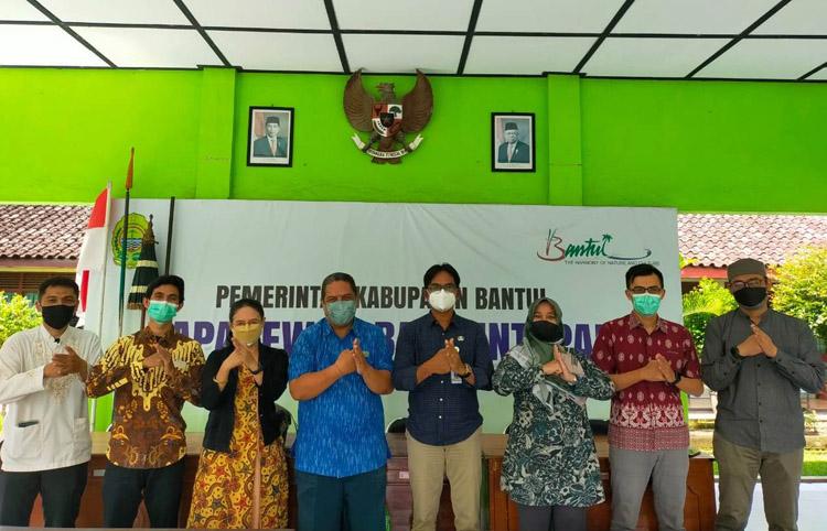 Prodi Informatika Unriyo Dukung Pemasaran Produk UMKM di Bantul secara Online