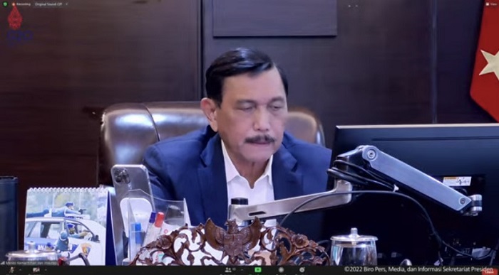 Luhut : Jangan Provokasi Rakyat Tak Mau Divaksinasi 