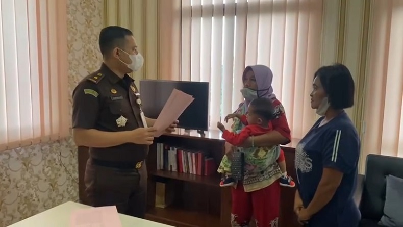 Jaksa Bebaskan 5 Pencuri Sawit, Salah Satunya Berstatus Ibu Menyusui