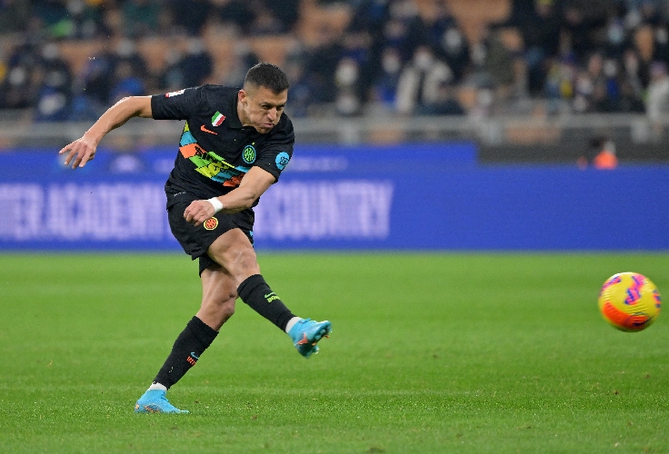 Hasil Coppa Italia: Inter Milan Hajar AS Roma, Alexis Sanchez Cetak Gol Sepakan Roket