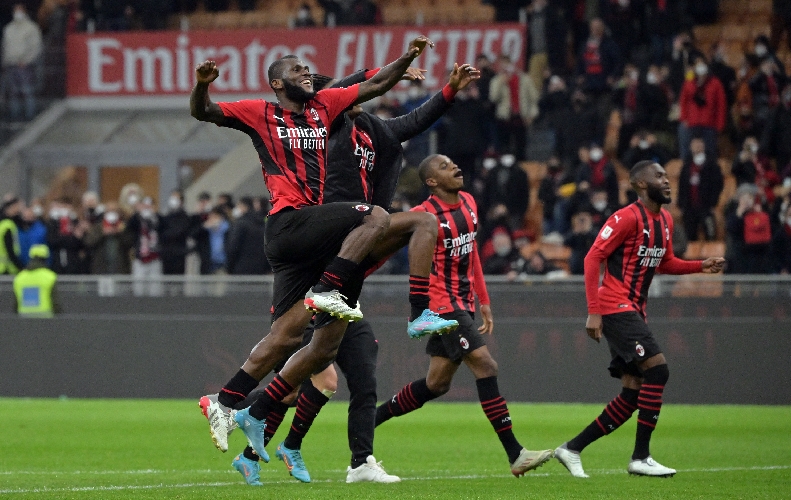 Hasil Coppa Italia: Bantai Lazio, AC Milan Tantang Inter di Semifinal