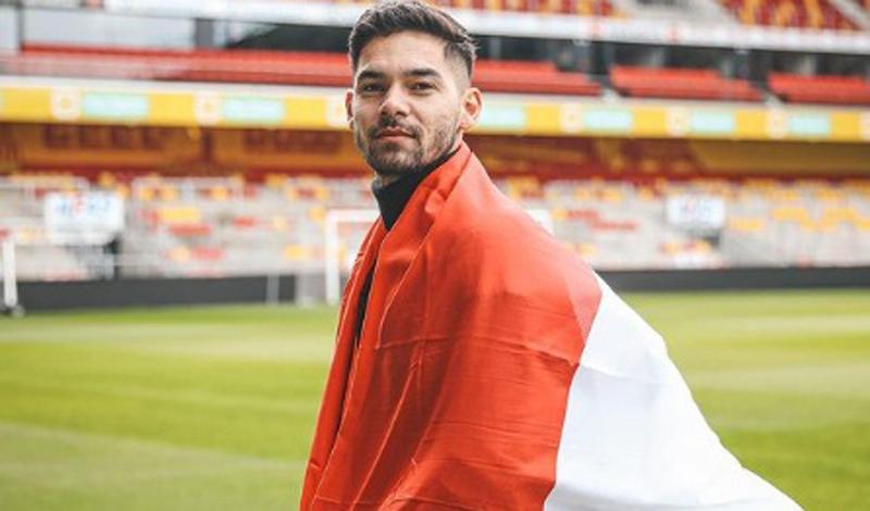 Dukung Proses Naturalisasi Sandy Walsh, KV Mechelen Unggah Jersey dengan Bendera Indonesia