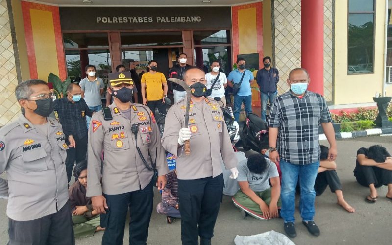 9 Anggota Geng Motor yang Bacok Perempuan Cantik Ditangkap, Semuanya Pelajar