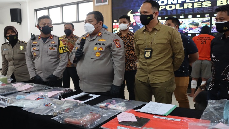 Pria di Bogor Bunuh Pacar Gegara Cemburu Korban Ditelepon Banyak Pria 