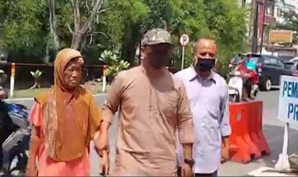 Tak Diberi Uang, Anak Durhaka di Deliserdang Aniaya Ibu Kandung Berkali-Kali