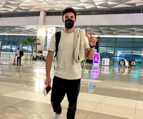 Bikin Netizen Heboh, Marc Marquez Salah Tulis Jakarta saat Tiba di Bandara Soekarno Hatta